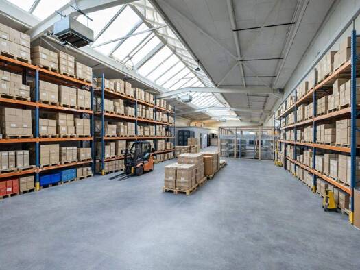 Lagerhalle zur Miete 7.260 € 1.452 m² Lagerfläche Singen Singen (Hohentwiel) 78224
