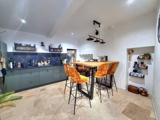 Haus zum Kauf 200.000 € 150 m² Aups 83630