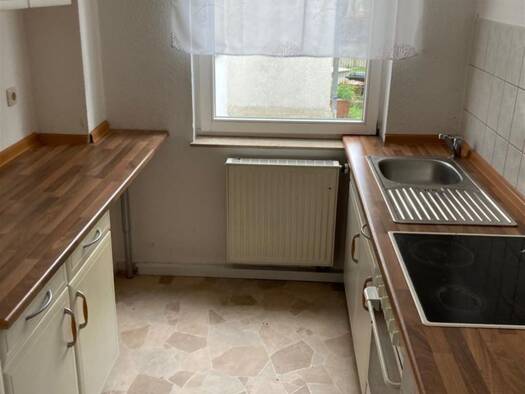Wohnung zur Miete 275 € 3 Zimmer 63,5 m² EG frei ab sofort Bodelschwinghstraße 28 Altendorf Chemnitz 09116