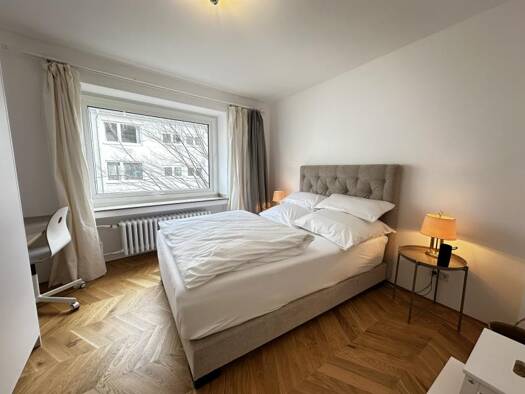 Wohnung zur Miete - Erstbezug 1.700 € 2 Zimmer 40 m² frei ab sofort Oberkassel Düsseldorf 40545