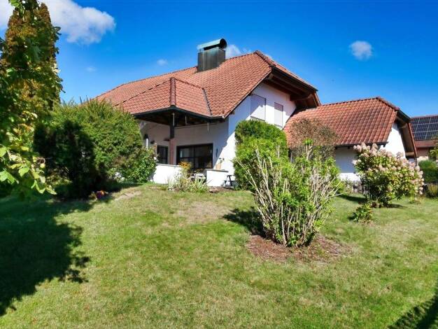 Einfamilienhaus zum Kauf 509.000 € 10 Zimmer 250 m² 968 m² Grundstück frei ab 12.01.2026 Heudorf Scheer 72516