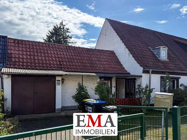 Doppelhaushälfte zum Kauf 180.000 € 4 Zimmer 96 m² 738 m² Grundstück Leegebruch 16767
