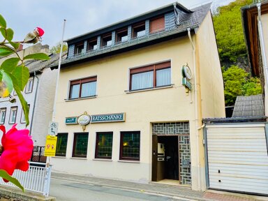 Mehrfamilienhaus zum Kauf provisionsfrei 199.000 € 6 Zimmer 232 m² 322 m² Grundstück Lorchhausen Lorch 65391