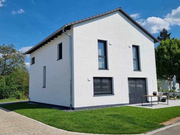Einfamilienhaus zum Kauf provisionsfrei 709.000 € 5 Zimmer 130 m² 447 m² Grundstück frei ab sofort Oberasbach Oberasbach 90522