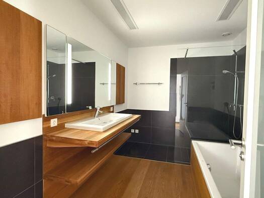 Wohnung zum Kauf 890.000 € frei ab sofort Brühlervorstadt Erfurt 99084