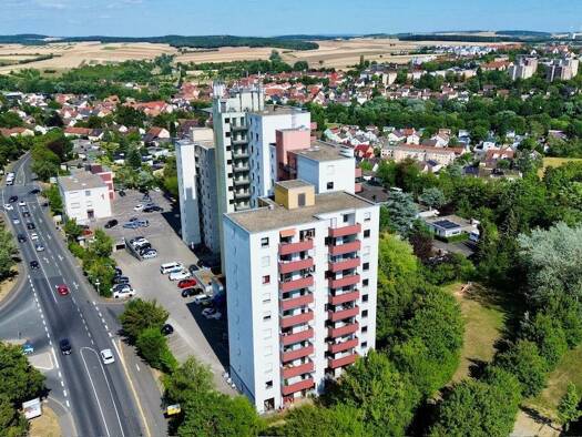 Wohnung zum Kauf 220.000 € 3 Zimmer 87,2 m² frei ab sofort Lengfeld Würzburg 97076