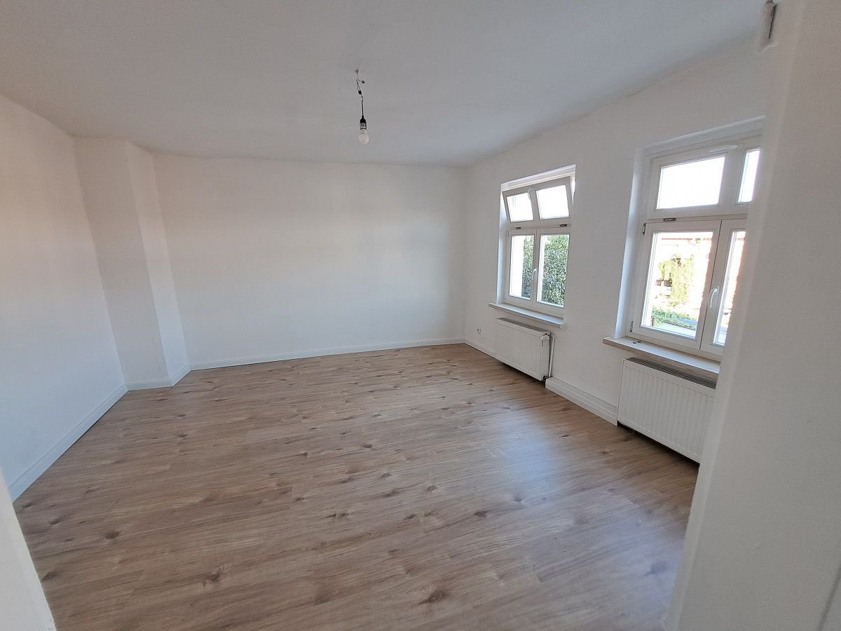 Wohnung zur Miete 320 € 2 Zimmer 40 m²<br/>Wohnfläche 1.<br/>Geschoss ab sofort<br/>Verfügbarkeit Parchim Parchim 19370