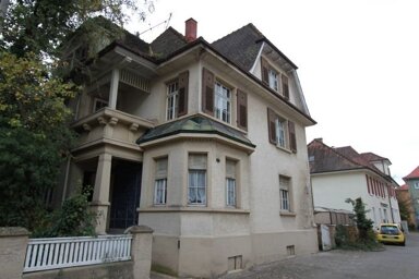 Villa zum Kauf provisionsfrei 449.000 € 10 Zimmer 225 m² 665 m² Grundstück Waldeck - Schule 4 Singen (Hohentwiel) 78224