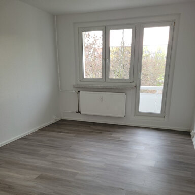 Wohnung zur Miete 425 € 4 Zimmer 71,8 m² 2. Geschoss Ludwig-Herzfeld-Straße 14 Silberhöhe Halle (Saale) 06132