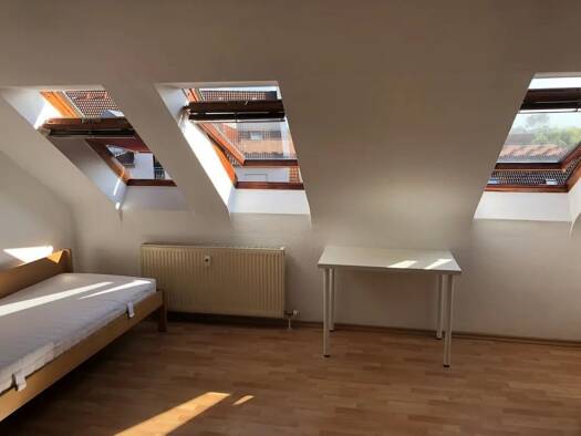 Studio zur Miete 450 € 1 Zimmer 22 m² Geschoss 3/4 frei ab sofort Halmhuberstraße 10 Rheinau Mannheim 68219