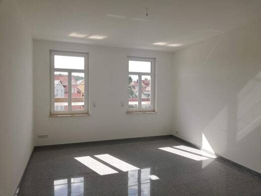 Wohnung zur Miete 879 € 4 Zimmer 110 m² 1. Geschoss frei ab sofort Crimmitschauer Strasse 36 Schmölln 04626