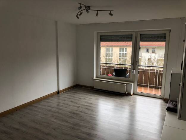 Wohnung zur Miete 650 € 3 Zimmer 71 m² Geschoss 1/2 frei ab 01.09.2025 Amberg Amberg 92224