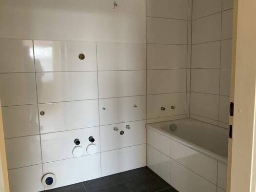 Wohnung zur Miete 819 € 3 Zimmer 75 m² 3. Geschoss frei ab 16.03.2026 Zehlendorfer Weg 3 Monheim 40789