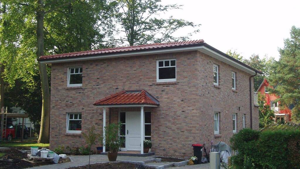 Einfamilienhaus zum Kauf 1.103.000 € 5 Zimmer 173 m² 684 m² Grundstück frei ab sofort Sasel Hamburg 22393