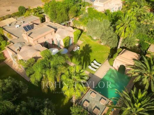 Villa zum Kauf provisionsfrei 920.000 € 7 Zimmer 280 m² 1.200 m² Grundstück Marrakech 40000