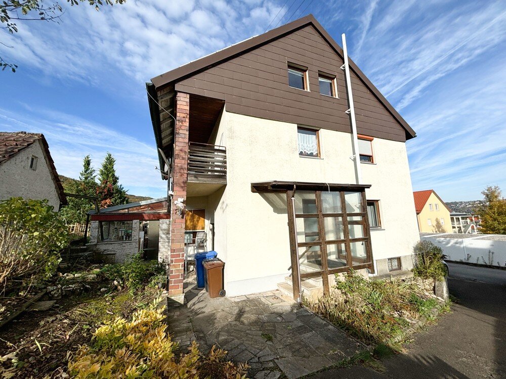 Mehrfamilienhaus zum Kauf 379.000 € 12 Zimmer 190 m²<br/>Wohnfläche 637 m²<br/>Grundstück Kelheim Kelheim 93309