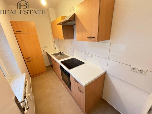 Wohnung zur Miete 400 € 2 Zimmer 42,1 m² frei ab sofort Wolfenbütteler Straße 48 Sudenburg Magdeburg 39112