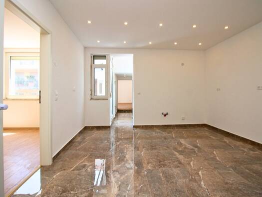 Reihenmittelhaus zur Miete 1.800 € 5 Zimmer 133 m² Innenstadt Worms 67547