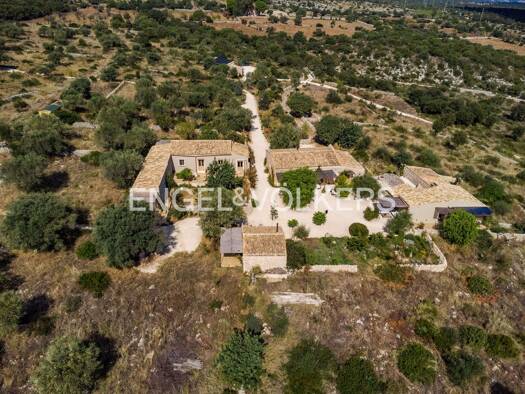 Immobilie zum Kauf 3.680.000 € 6 Zimmer 400 m² 181.376 m² Grundstück Noto 96017
