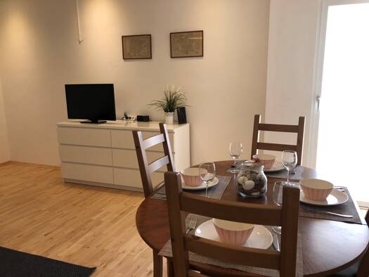 Wohnung zur Miete auf Zeit 1.634 € 2 Zimmer 64 m² frei ab 09.10.2026 Lend Graz 8020