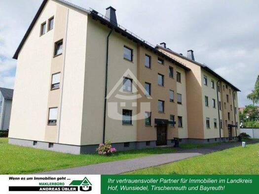 Wohnung zur Miete 450 € 2 Zimmer 64 m² Selb 95100