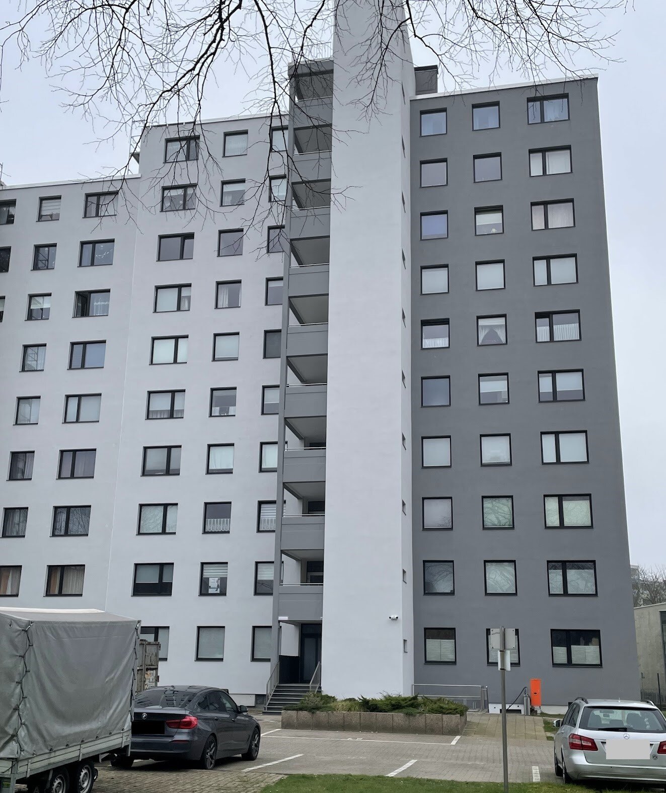 Wohnung zum Kauf 93.000 € 2 Zimmer 66 m²<br/>Wohnfläche ab sofort<br/>Verfügbarkeit Hochheide Duisburg 47198