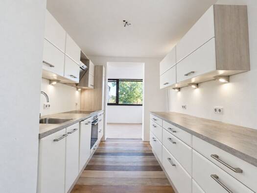 Wohnung zur Miete 750 € 2 Zimmer 75,6 m² 1. Geschoss frei ab sofort Roth Roth 91154