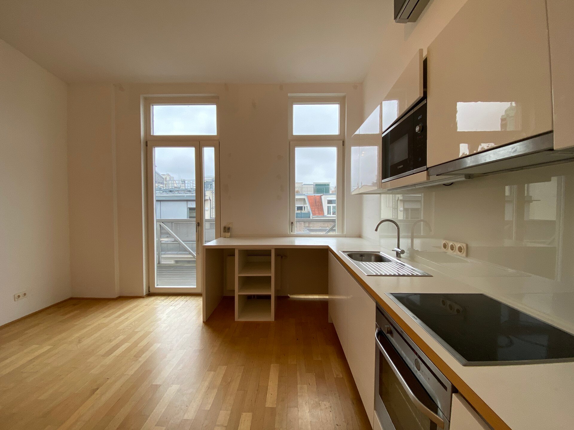 Wohnung zur Miete 1.813 € 3 Zimmer 94,5 m²<br/>Wohnfläche 15.01.2025<br/>Verfügbarkeit Wien 1070