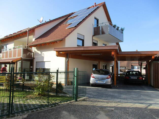 Wohnung zur Miete 1.285 € 4 Zimmer 104 m² 1. Geschoss Neuffen 72639
