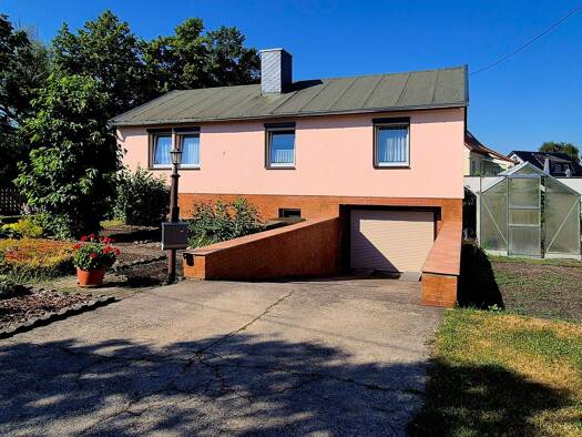Haus zum Kauf 97.500 € 1 Zimmer frei ab sofort Elsnigk Osternienburger Land 06386