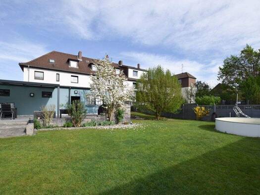 Mehrfamilienhaus zum Kauf als Kapitalanlage geeignet 545.000 € 320 m² 755 m² Grundstück Gliesmarode Braunschweig 38104