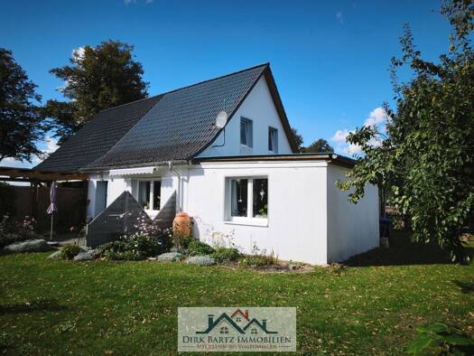 Doppelhaushälfte zum Kauf 120.000 € 4 Zimmer 90 m² 784 m² Grundstück Düvier Loitz 17121