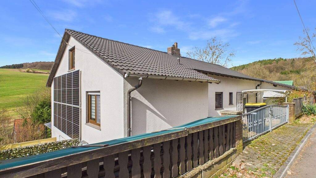 Einfamilienhaus zum Kauf 180.000 € 5 Zimmer 103,8 m² 869 m² Grundstück Mühlbach Neuenstein 36286