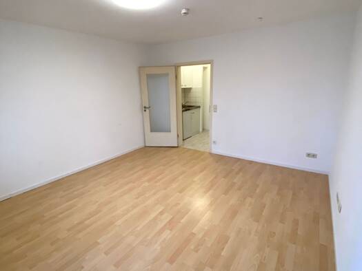Wohnung zur Miete 380 € 1 Zimmer 25 m² Geschoss EG/5 frei ab 01.10.2026 Walter-Meckauer-Straße 11 Glockenhof Weiterer Innenstadtgürtel Süd 90478