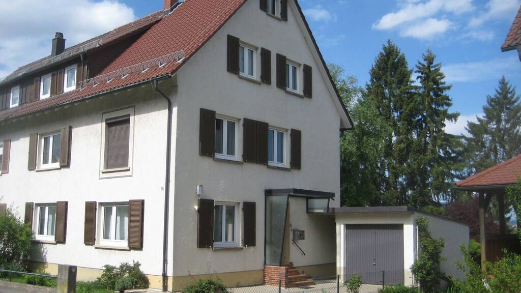 Mehrfamilienhaus zum Kauf 425.000 € 9 Zimmer 173,1 m² 582 m² Grundstück Schwenningen Villingen-Schwenningen 78056