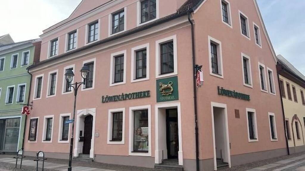 Praxisfläche zur Miete provisionsfrei 5,20 € 6 Zimmer 165,8 m² Bürofläche Obermarkt 2 Döbeln 04720