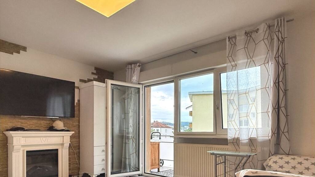 Wohnung zum Kauf 192.000 € 2 Zimmer 56,6 m² 2. Geschoss Stetten Lörrach 79540