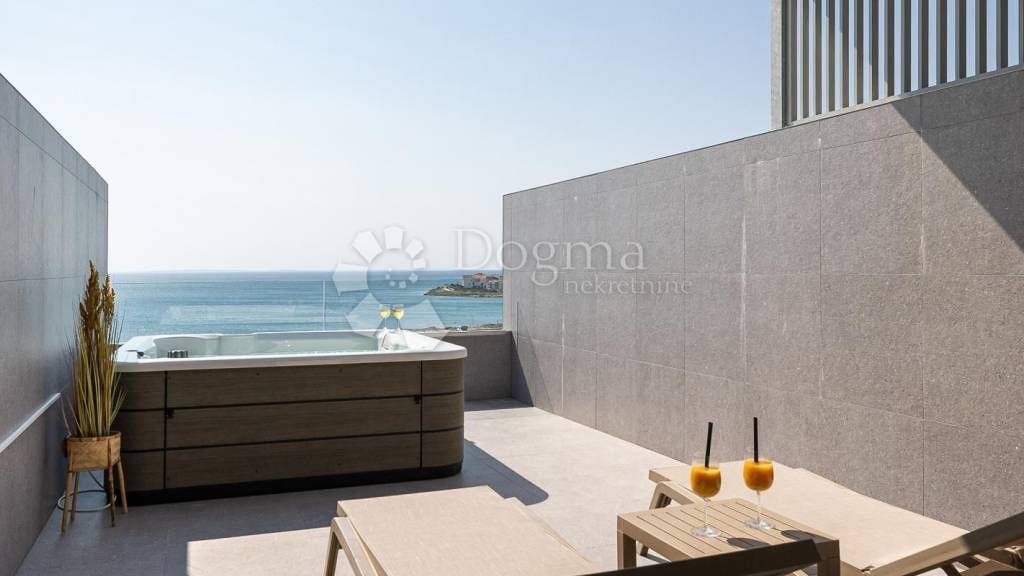 Wohnung zum Kauf 410.000 € 3 Zimmer 72 m² 2. Geschoss Povljana