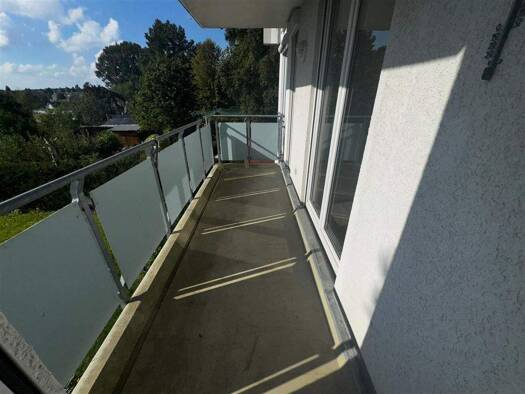 Wohnung zur Miete 509 € 3 Zimmer 78,6 m² 1. Geschoss Innere Herlasgrüner Straße 5 b Treuen Treuen , Vogtl 08233