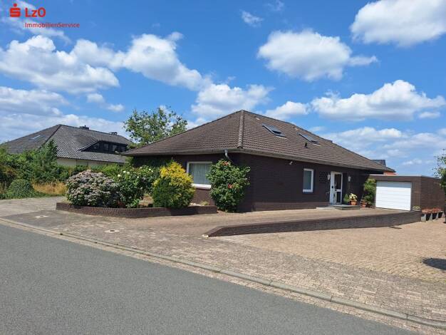 Bungalow zum Kauf 385.000 € 9 Zimmer 213,8 m² 924 m² Grundstück Lohne Lohne 49393