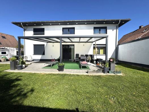 Einfamilienhaus zum Kauf 1.290.000 € 8 Zimmer 300 m² 693 m² Grundstück Hohbühn Rheinau 77866