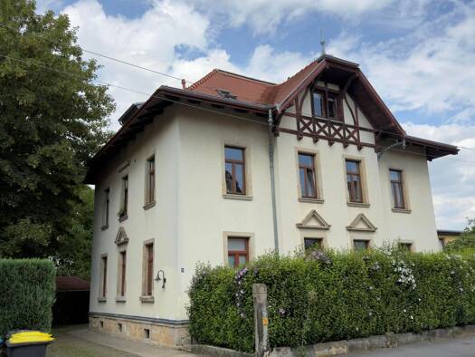Mehrfamilienhaus zum Kauf als Kapitalanlage geeignet 780.000 € 304 m² 600 m² Grundstück Emil-Rosenow-Straße 9 Coschütz/Gittersee Dresden 01189