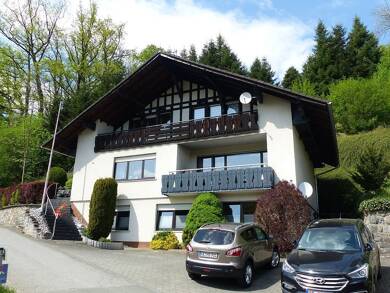Einfamilienhaus zum Kauf 329.000 € 7 Zimmer 216 m² 1.700 m² Grundstück Deutmecke Finnentrop - Deutmecke 57413