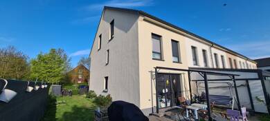 Reihenendhaus zur Miete 1.350 € 5 Zimmer 141 m² 309 m² Grundstück frei ab 01.07.2025 Annaberger Straße 13 Achim Achim 28832