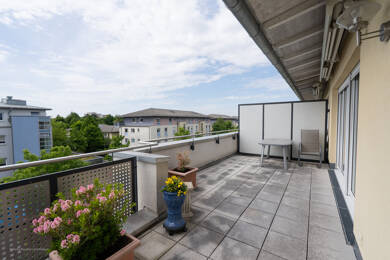 Wohnung zum Kauf 630.000 € 3 Zimmer 78,4 m² Dachgeschoss, 3. Geschoss Unterhaching 82008