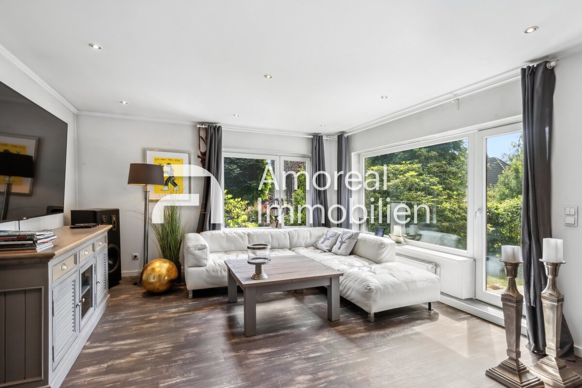 Wohnung zum Kauf 299.000 € 2 Zimmer 94 m²<br/>Wohnfläche Wohldorf - Ohlstedt Hamburg 22397