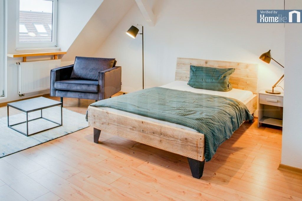 Wohnung zur Miete Wohnen auf Zeit 1.890 € 2 Zimmer 53 m²<br/>Wohnfläche 01.02.2025<br/>Verfügbarkeit Braunschweiger Straße Neukölln Berlin 12055