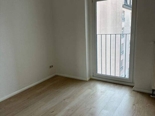 Wohnung zur Miete 260 € 2 Zimmer 50 m² 3. Geschoss frei ab sofort Eckstraße 3 Schloßchemnitz Chemnitz 09113