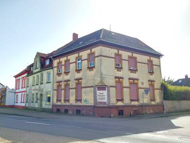 Mehrfamilienhaus zum Kauf 150.000 € 471 m² 685 m² Grundstück frei ab sofort Samswegen Niedere Börde 39326