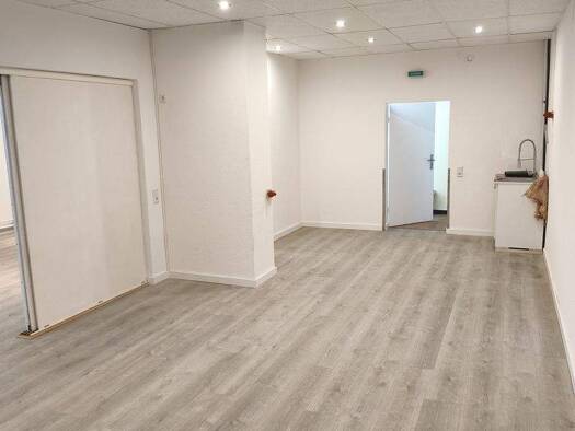 Bürogebäude zur Miete 1.612 € 215 m² Bürofläche teilbar ab 50 m² Bredenbeck Wennigsen (Deister) 30974